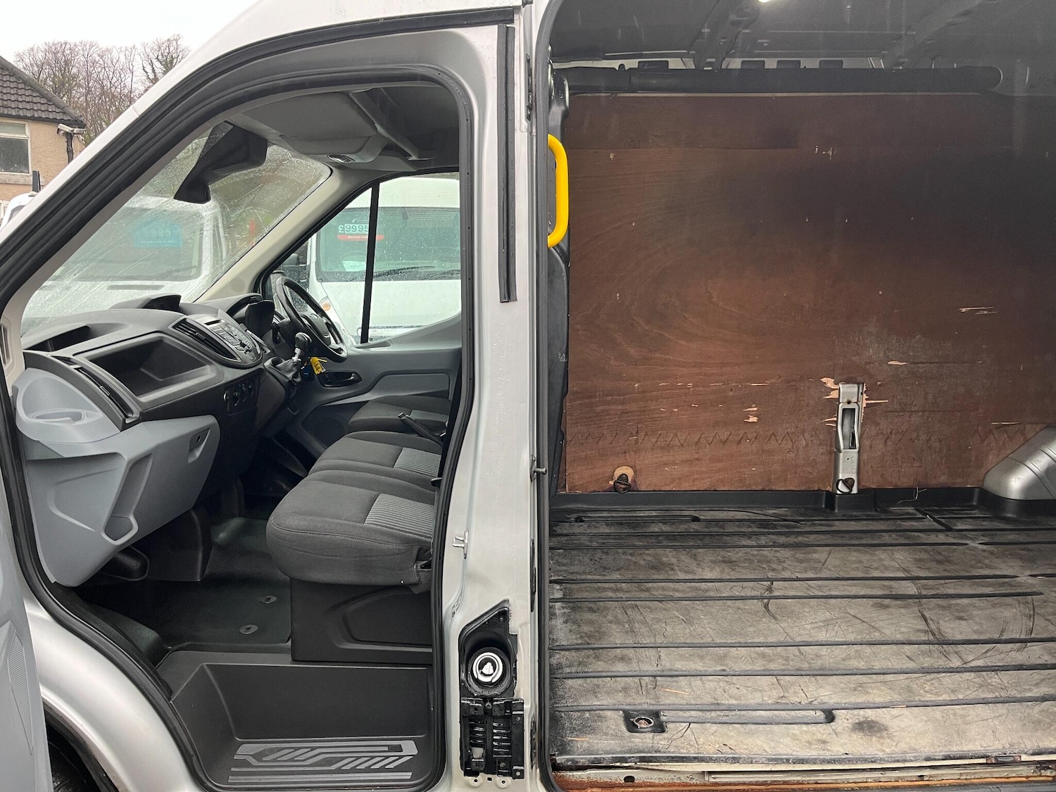 Used Ford Transit 2016 for sale - 76701102: Photo 5