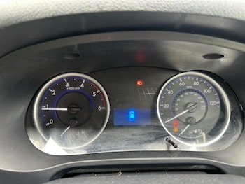 Used Toyota Hilux 2019 for sale - 78933570: Photo