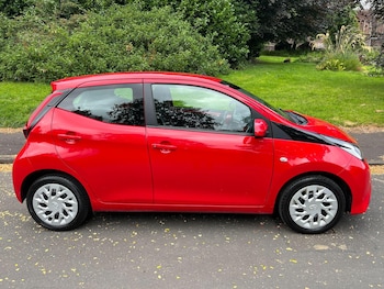 Used Toyota AYGO 2021 for sale - 79337363: Photo