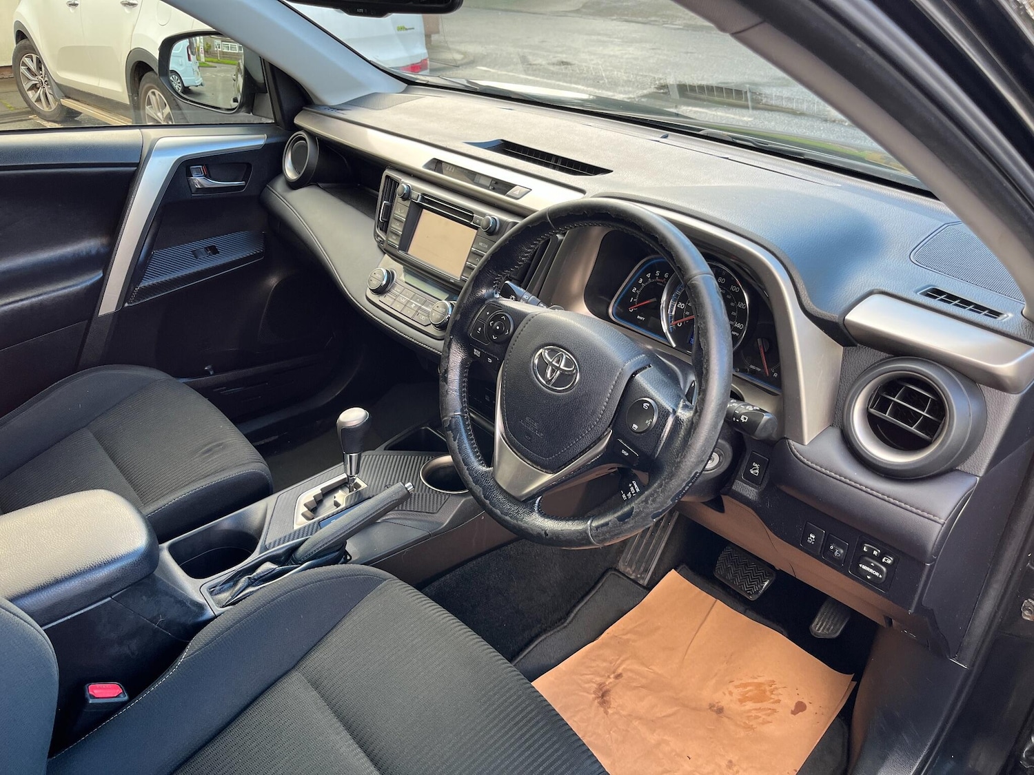 Used Toyota RAV4 2013 for sale - 76561581: Photo 9