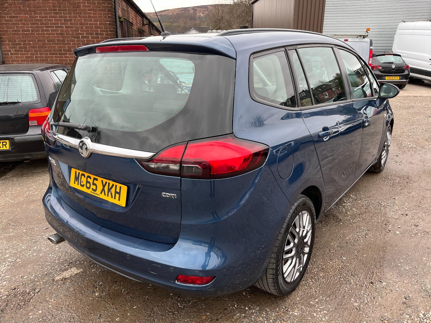 Used Vauxhall Zafira Tourer for sale - 77597868: Photo 3