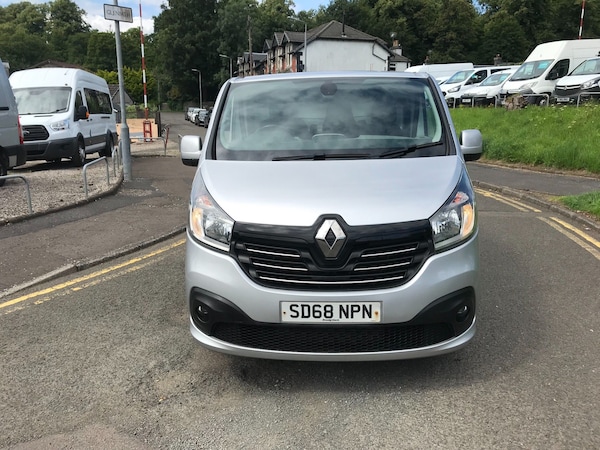 Used Renault Trafic 2018 for sale - 73788088: Photo 2