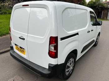 Used Peugeot Partner 2019 for sale - 79018399: Photo