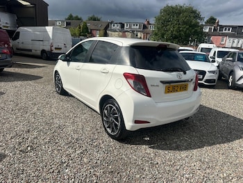 Used Toyota Yaris 2012 for sale - 79601427: Photo