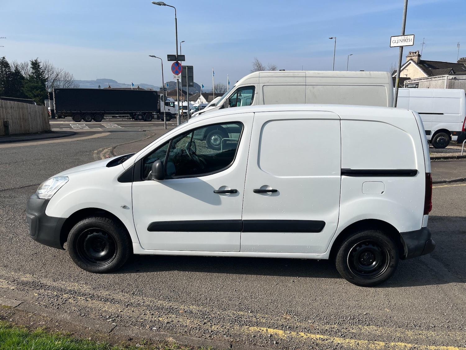 Used Peugeot Partner 2018 for sale - 77969703: Photo 2