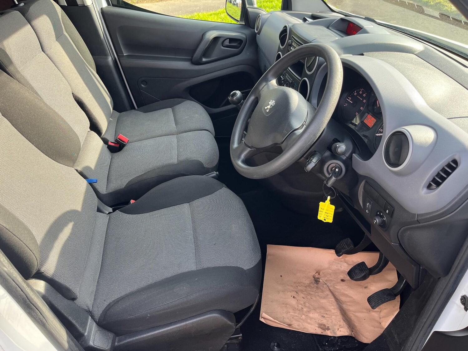 Used Peugeot Partner 2018 for sale - 77969703: Photo 8