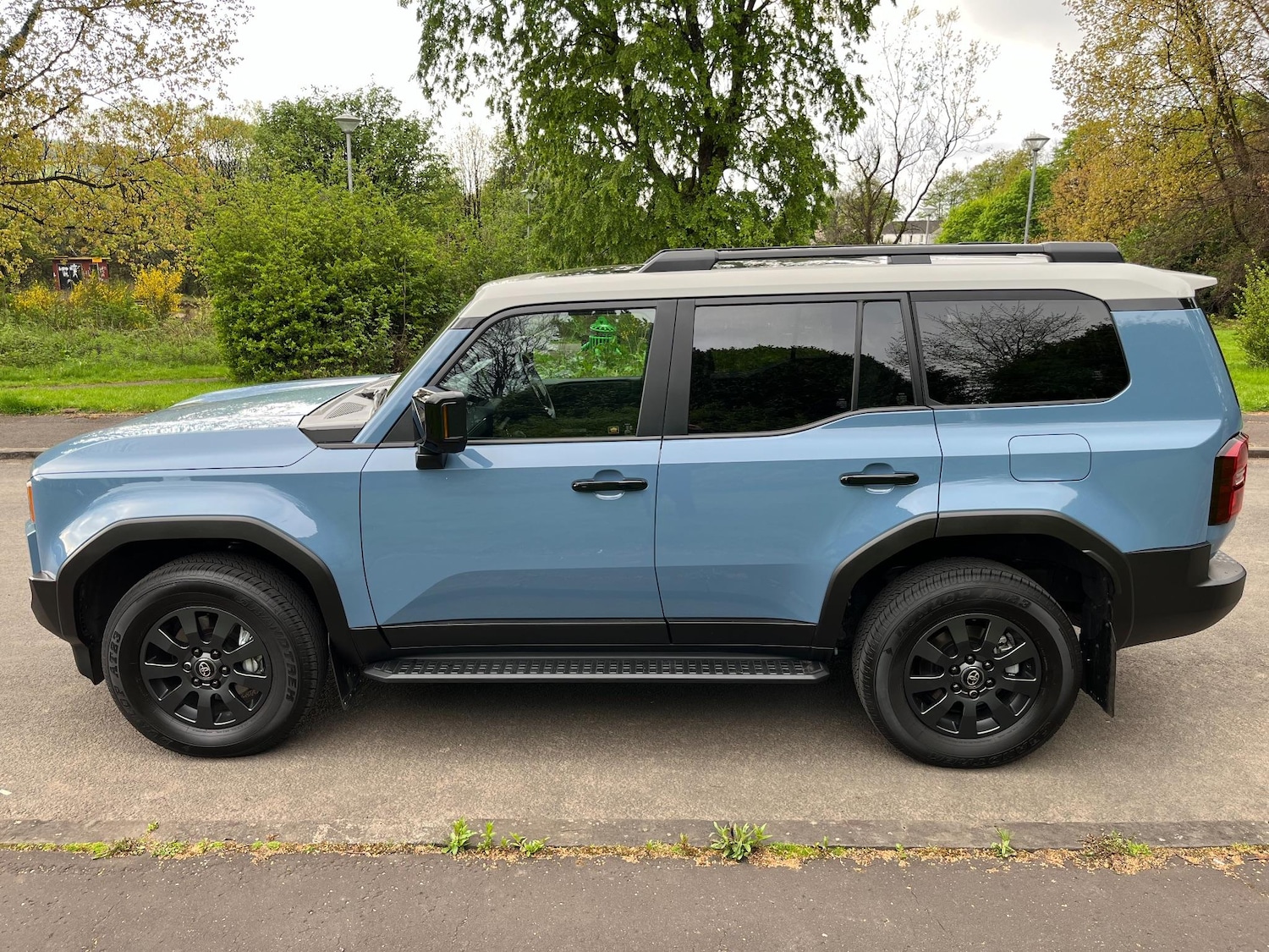 Used Toyota Land Cruiser for sale - 77109541: Photo 6