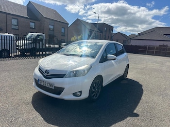 Used Toyota Yaris 2012 for sale - 78347403: Photo