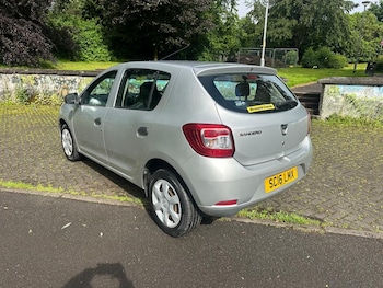 Used Dacia Sandero 2016 for sale - 78891459: Photo