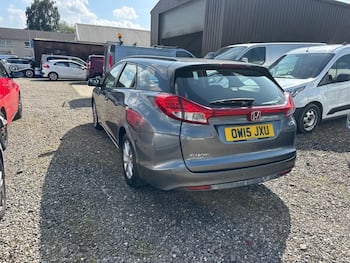 Used Honda Civic 2015 for sale - 79847578: Photo