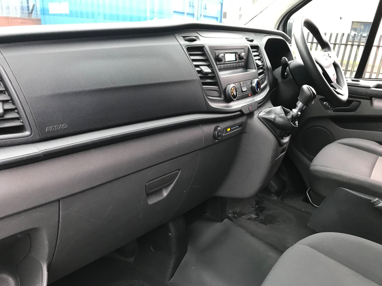 Used Ford Transit Custom 2018 for sale - 76989960: Photo 10