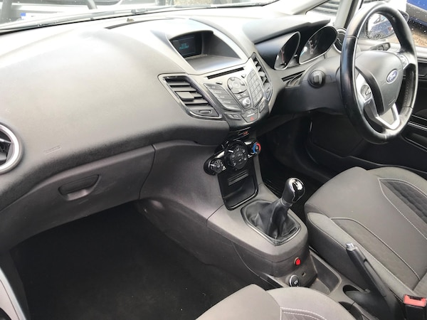 Used Ford Fiesta Van 2017 for sale - 74888884: Photo 11