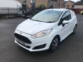 Used Ford Fiesta Van 2017 for sale - 74888884: Photo