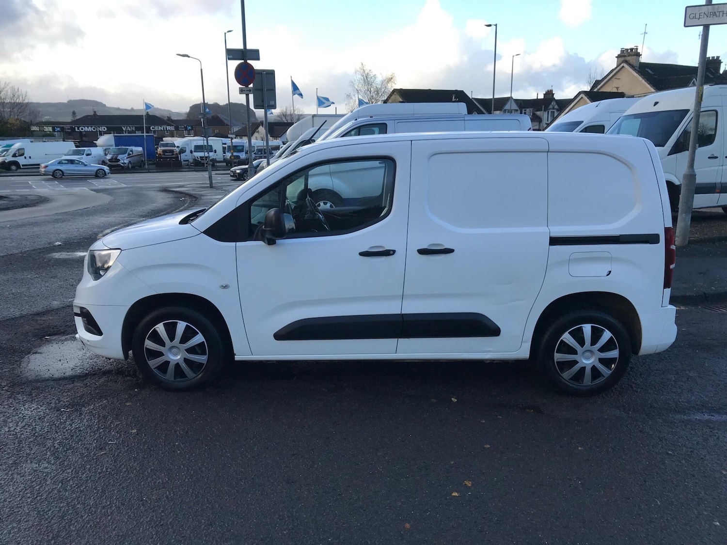 Used Vauxhall Combo 2020 for sale - 76781699: Photo 3