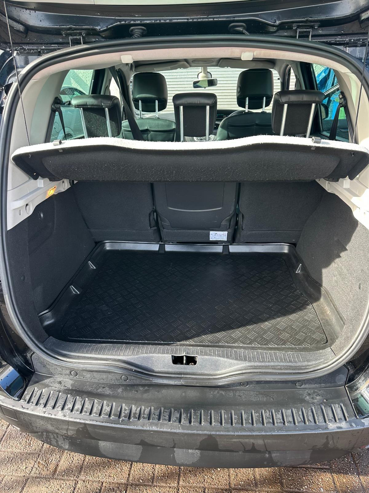 Used Renault Scenic for sale - 77893087: Photo 4