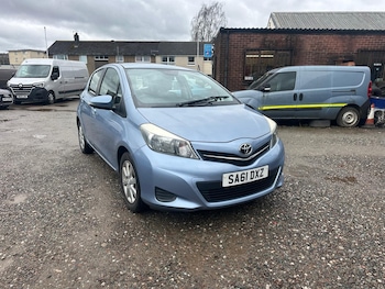 Used Toyota Yaris 2011 for sale - 78260297: Photo