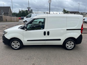 Used Fiat Doblo 2020 for sale - 79049842: Photo