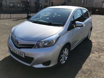 Used Toyota Yaris 2013 for sale - 74324814: Photo