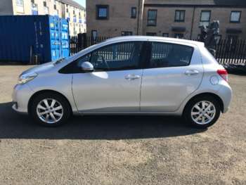 Used Toyota Yaris 2013 for sale - 74324814: Photo