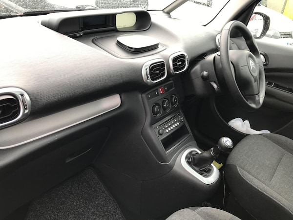 Used Citroen C3 Picasso 2015 for sale - 74958333: Photo 10
