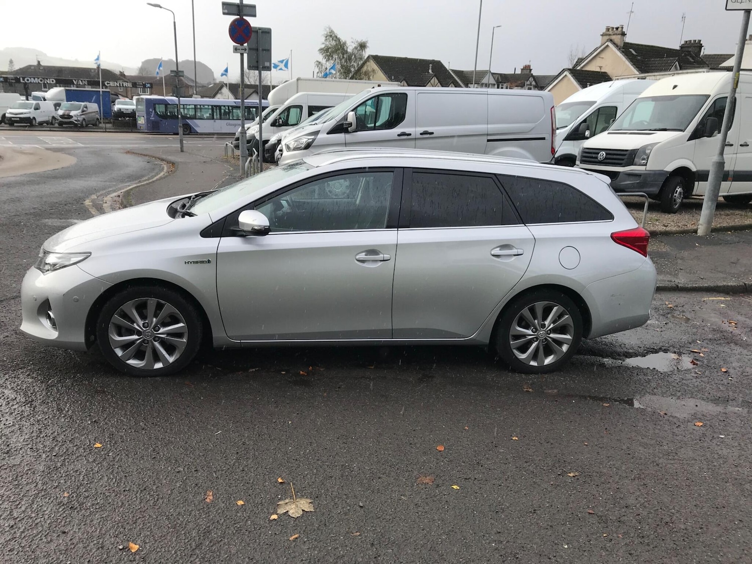 Used Toyota Auris 2015 for sale - 76378021: Photo 4