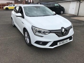 Used Renault Megane 2018 for sale - 75531332: Photo