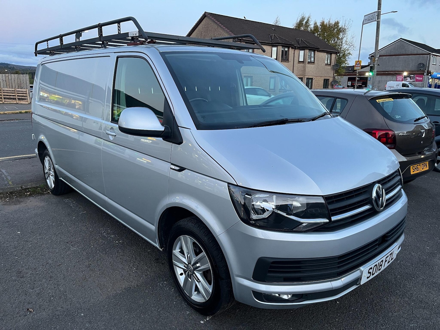 Used Volkswagen Transporter 2018 for sale - 76377809: Photo 2