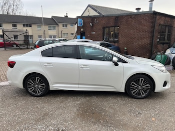 Used Toyota Avensis 2017 for sale - 77939910: Photo