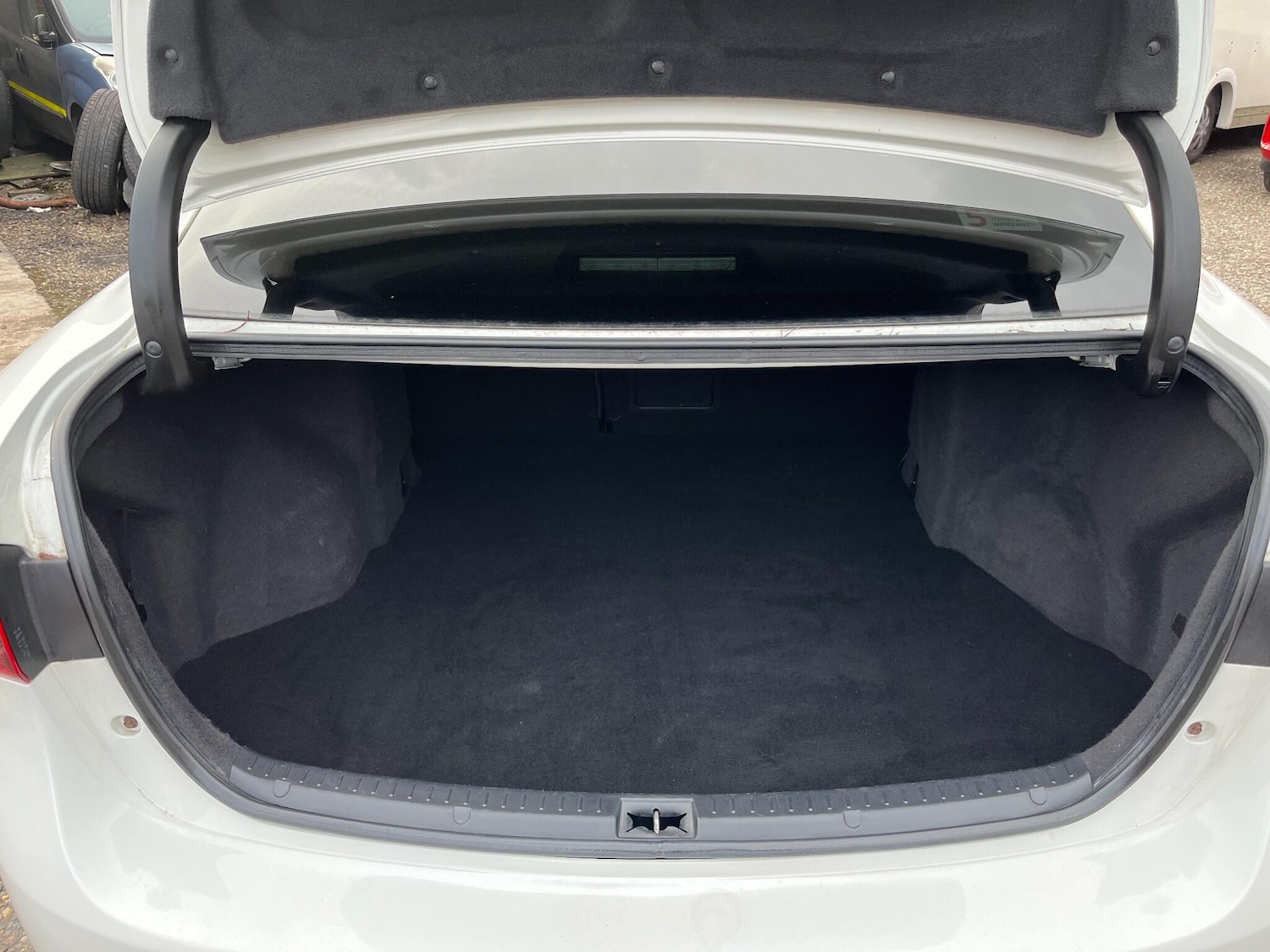 Used Toyota Avensis 2017 for sale - 77939910: Photo 4