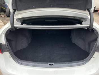 Used Toyota Avensis 2017 for sale - 77939910: Photo