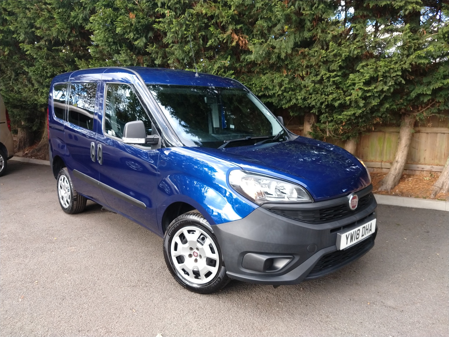 Used Fiat Doblo 2018 for sale - 76045567: Photo 2