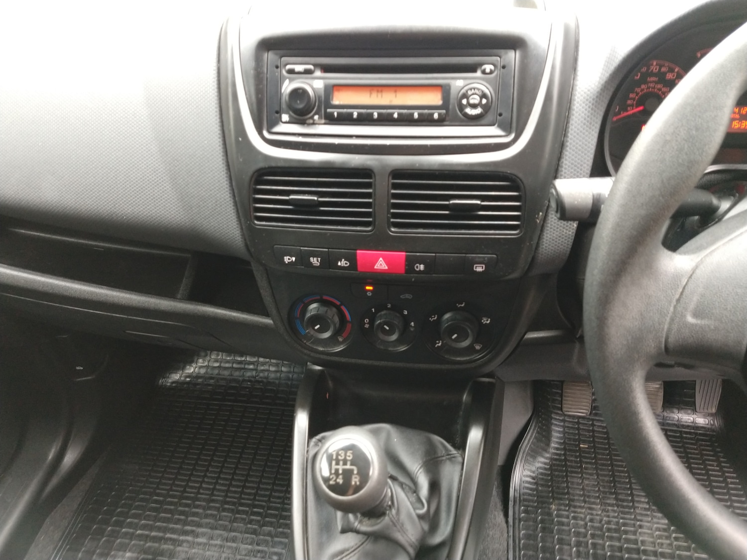 Used Fiat Doblo 2018 for sale - 76045567: Photo 25