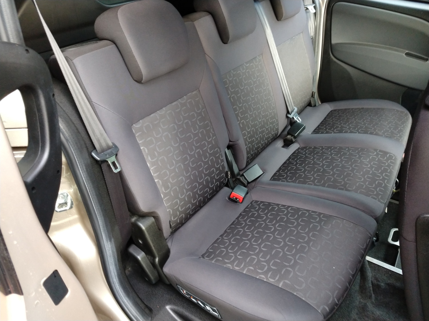 Used Fiat Doblo 2015 for sale - 76704831: Photo 16