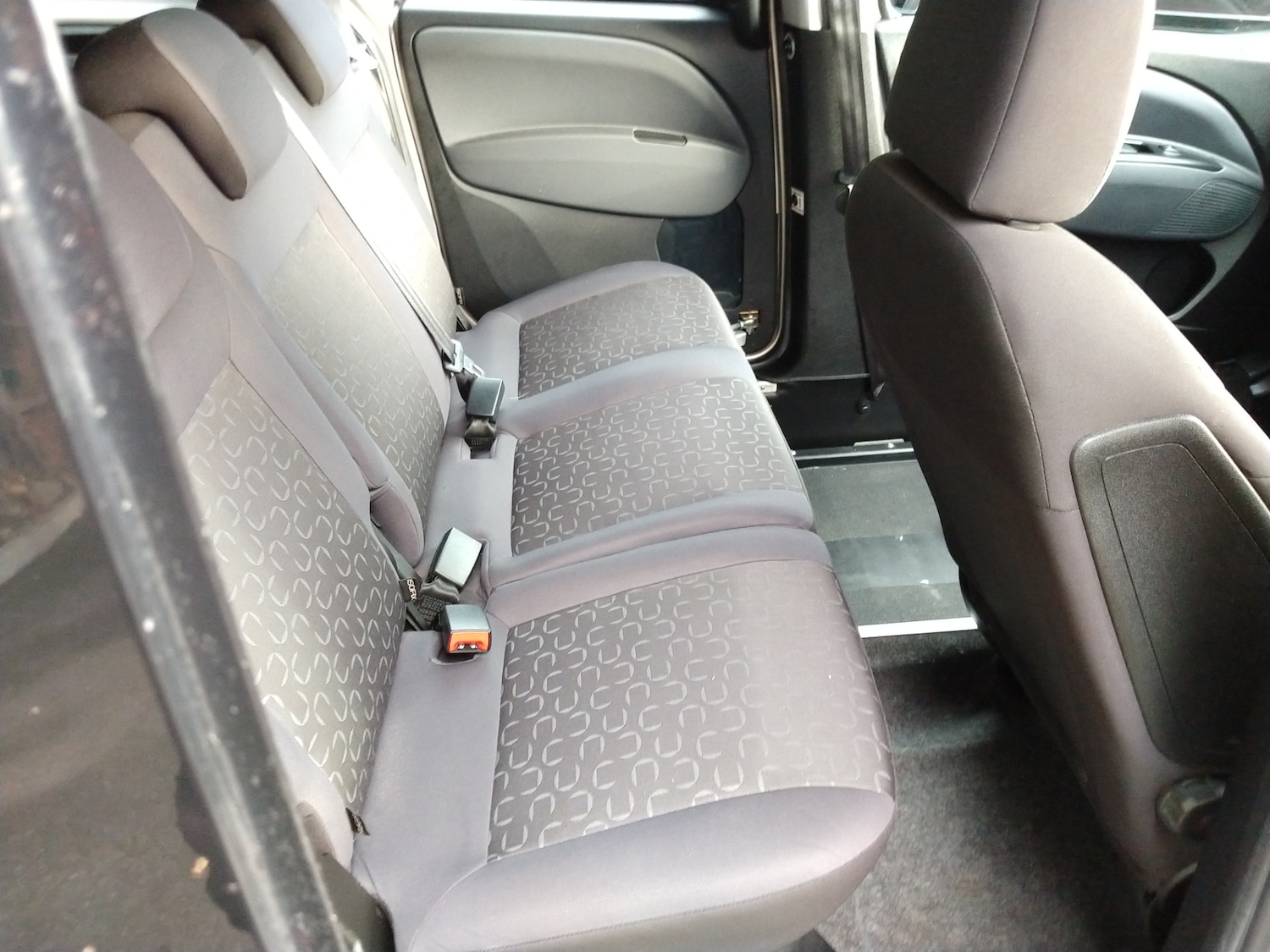 Used Fiat Doblo 2015 for sale - 76704831: Photo 17