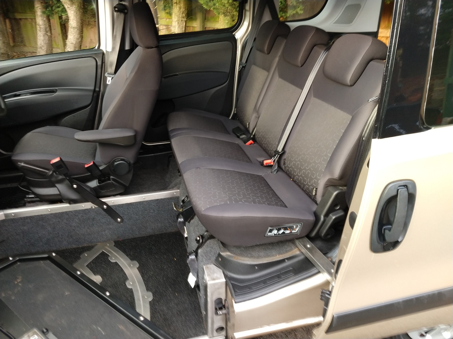 Used Fiat Doblo 2015 for sale - 76704831: Photo 18