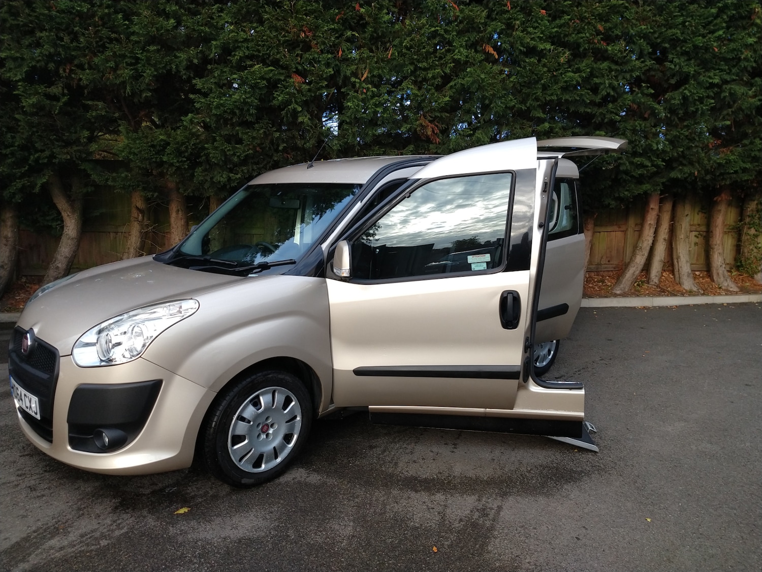 Used Fiat Doblo 2015 for sale - 76704831: Photo 2