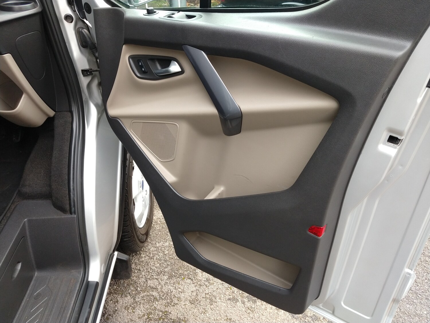 Used Ford Tourneo Custom 2018 for sale - 76412296: Photo 31