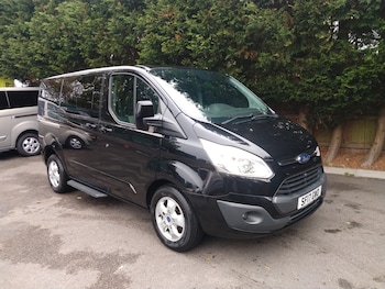 Used Ford Tourneo Custom 2017 for sale - 75862452: Photo