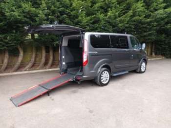 Used Ford Tourneo Custom 2019 for sale - 74620532: Photo