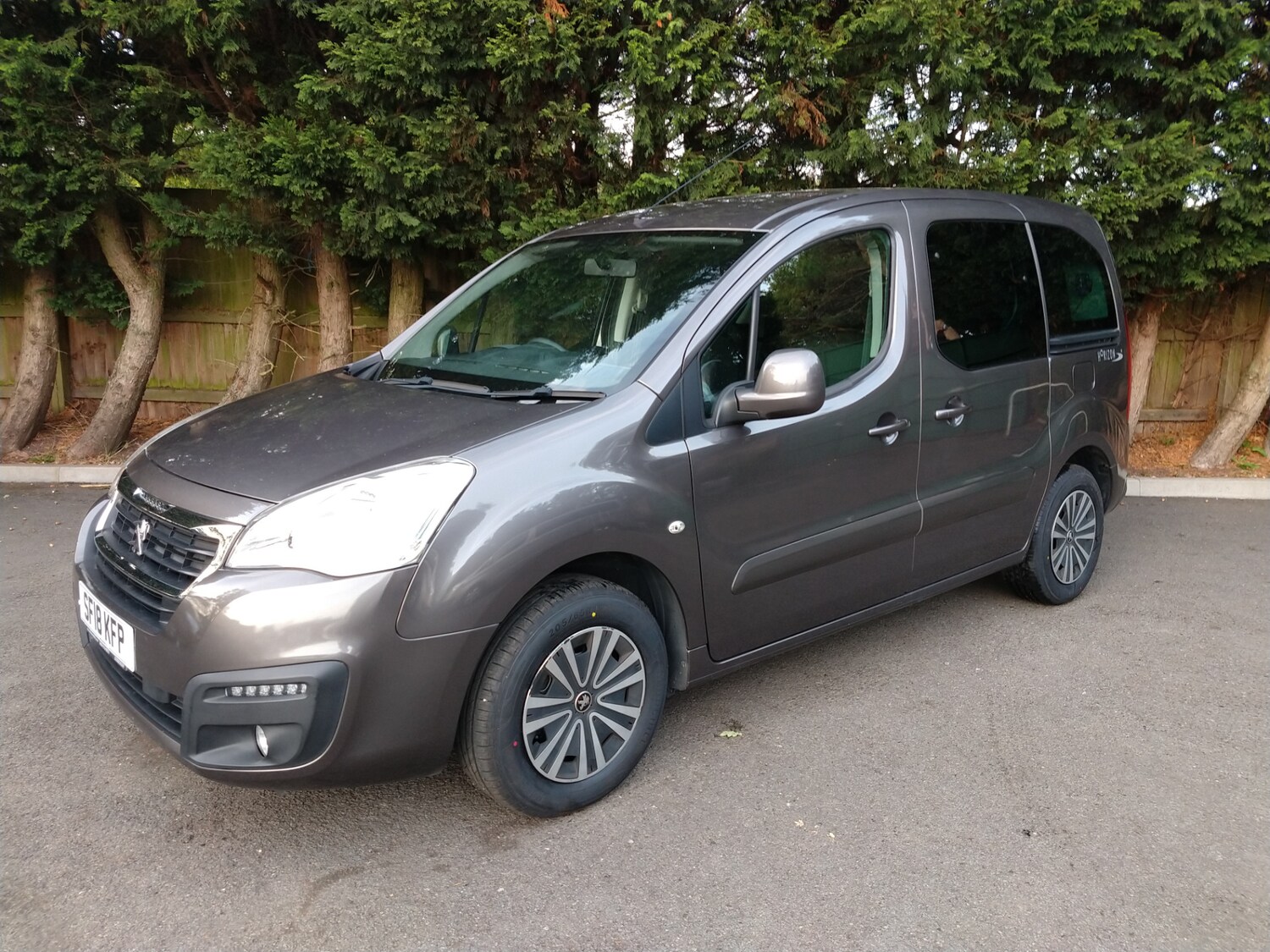 Used Peugeot Partner Tepee 2018 for sale - 75980650: Photo 3