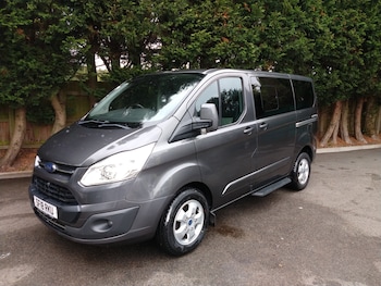 Used Ford Tourneo Custom 2018 for sale - 75862400: Photo