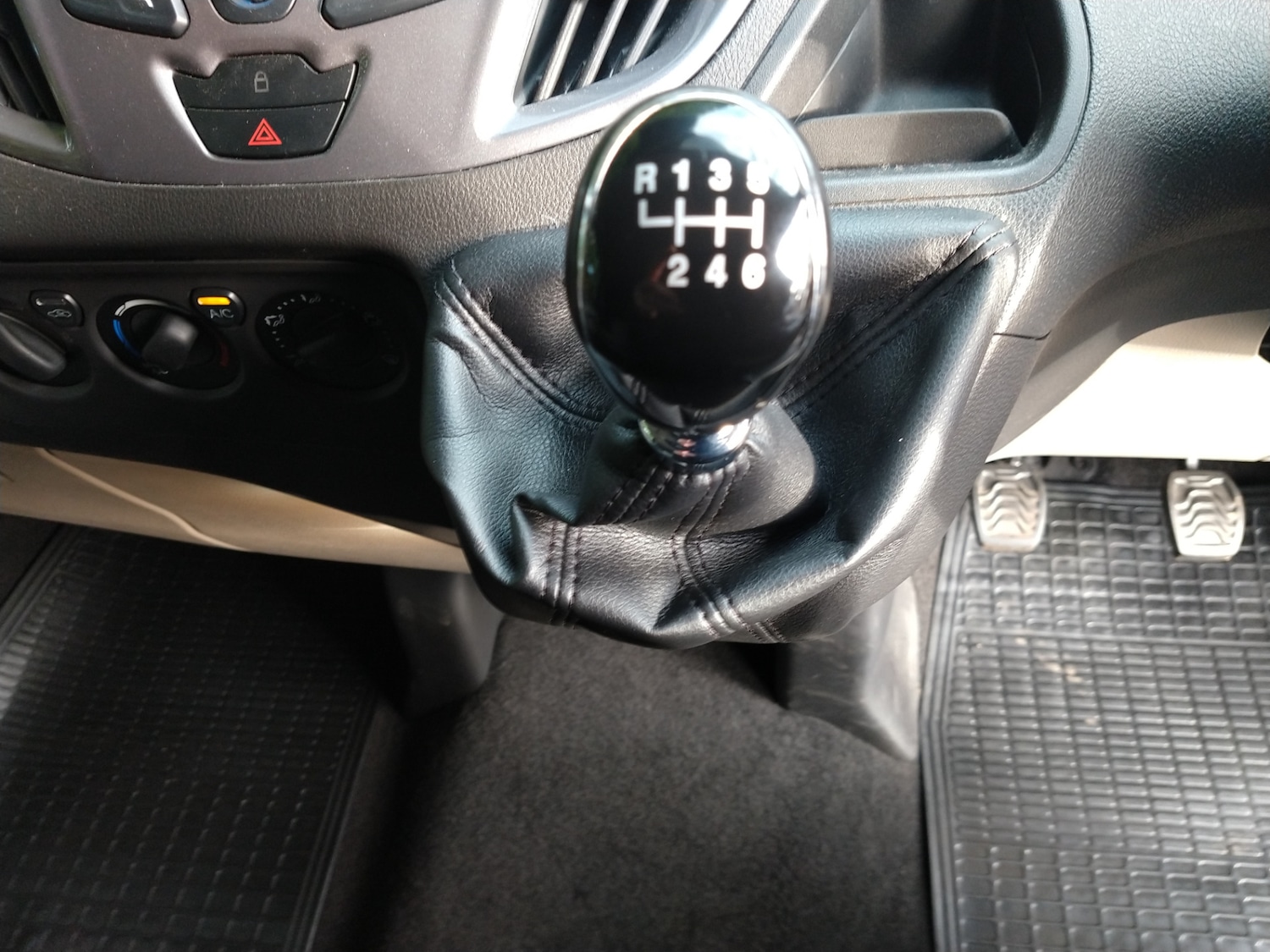 Used Ford Tourneo Custom 2018 for sale - 76625022: Photo 28