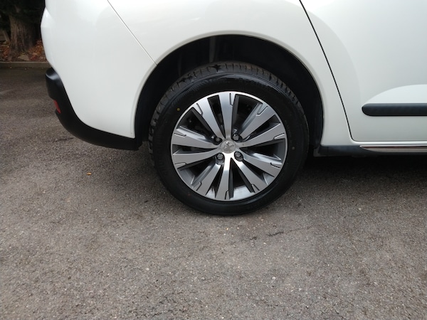 Used Peugeot 3008 2014 for sale - 76218015: Photo 22
