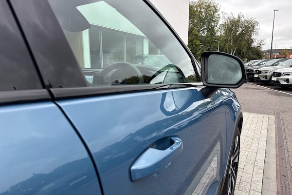 Used Volvo XC40 2025 for sale - 76226641: Photo 16