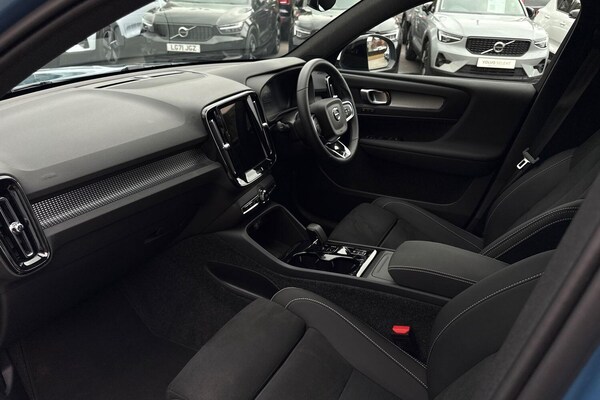 Used Volvo XC40 2025 for sale - 76226641: Photo 26