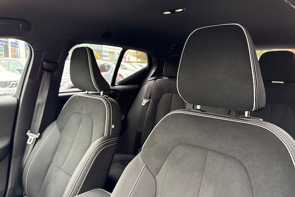 Used Volvo XC40 2025 for sale - 76226641: Photo 28