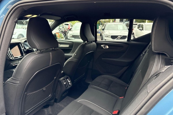 Used Volvo XC40 2025 for sale - 76226641: Photo 30