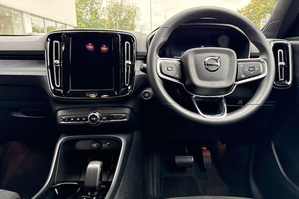 Used Volvo XC40 2025 for sale - 76226641: Photo 33