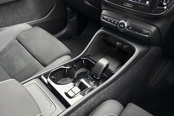 Used Volvo XC40 2025 for sale - 76226641: Photo 42
