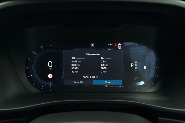 Used Volvo XC40 2025 for sale - 76226641: Photo 43